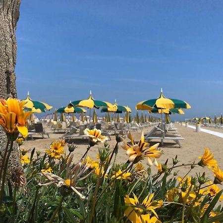 Rimini Bay Suites&Residence Dış mekan fotoğraf