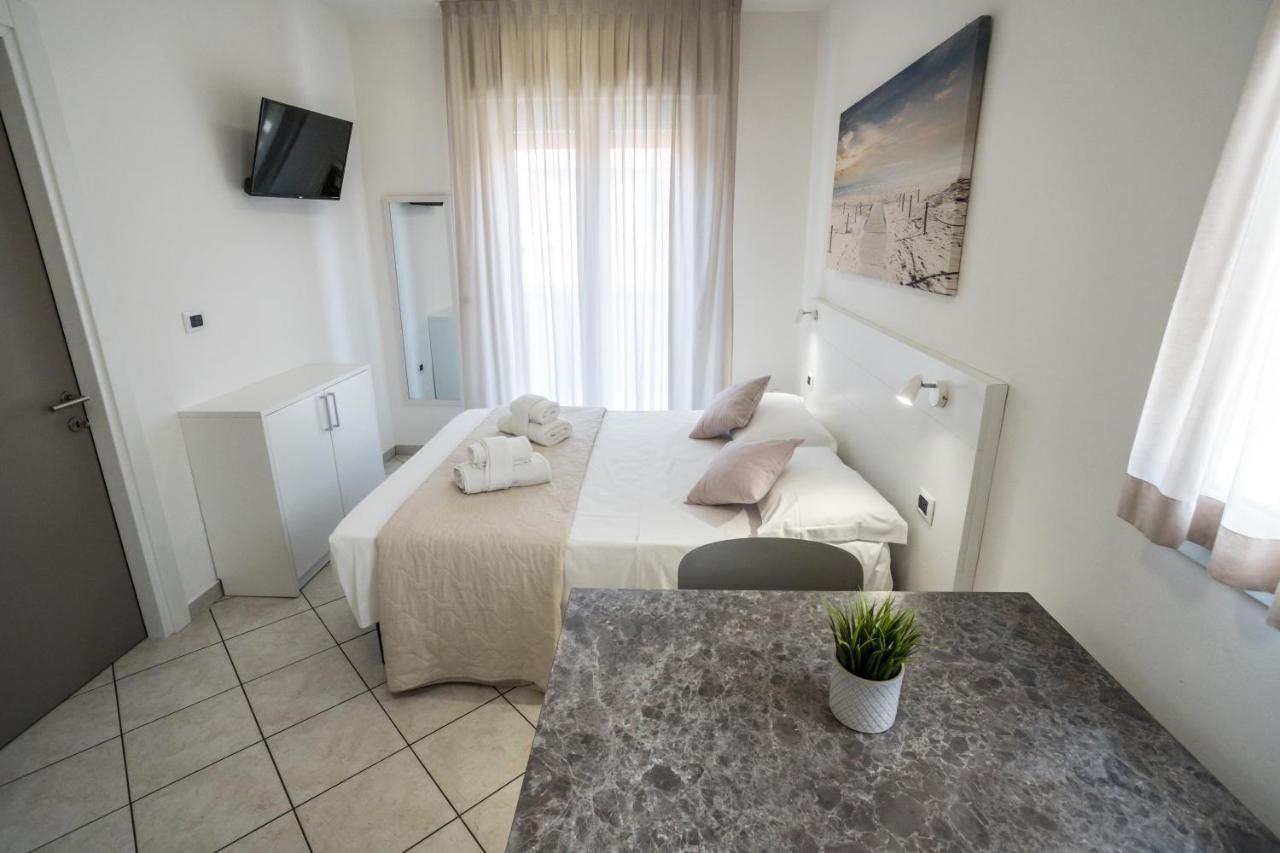 Rimini Bay Suites&Residence Dış mekan fotoğraf