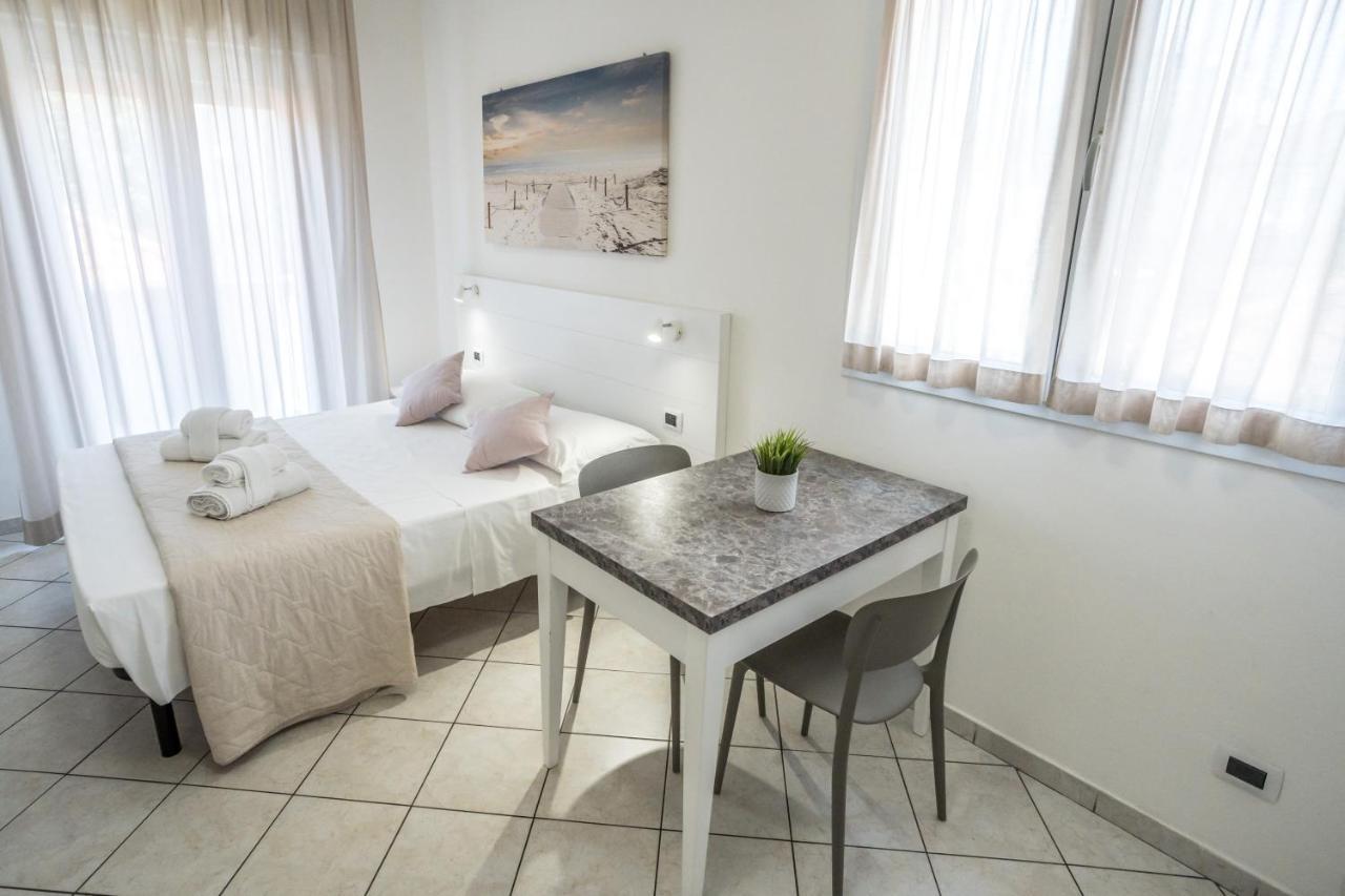 Rimini Bay Suites&Residence Dış mekan fotoğraf