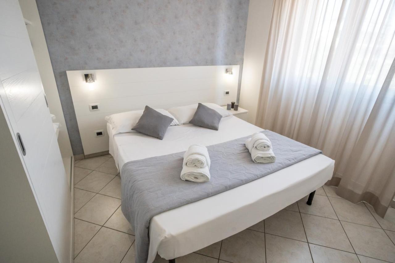 Rimini Bay Suites&Residence Dış mekan fotoğraf