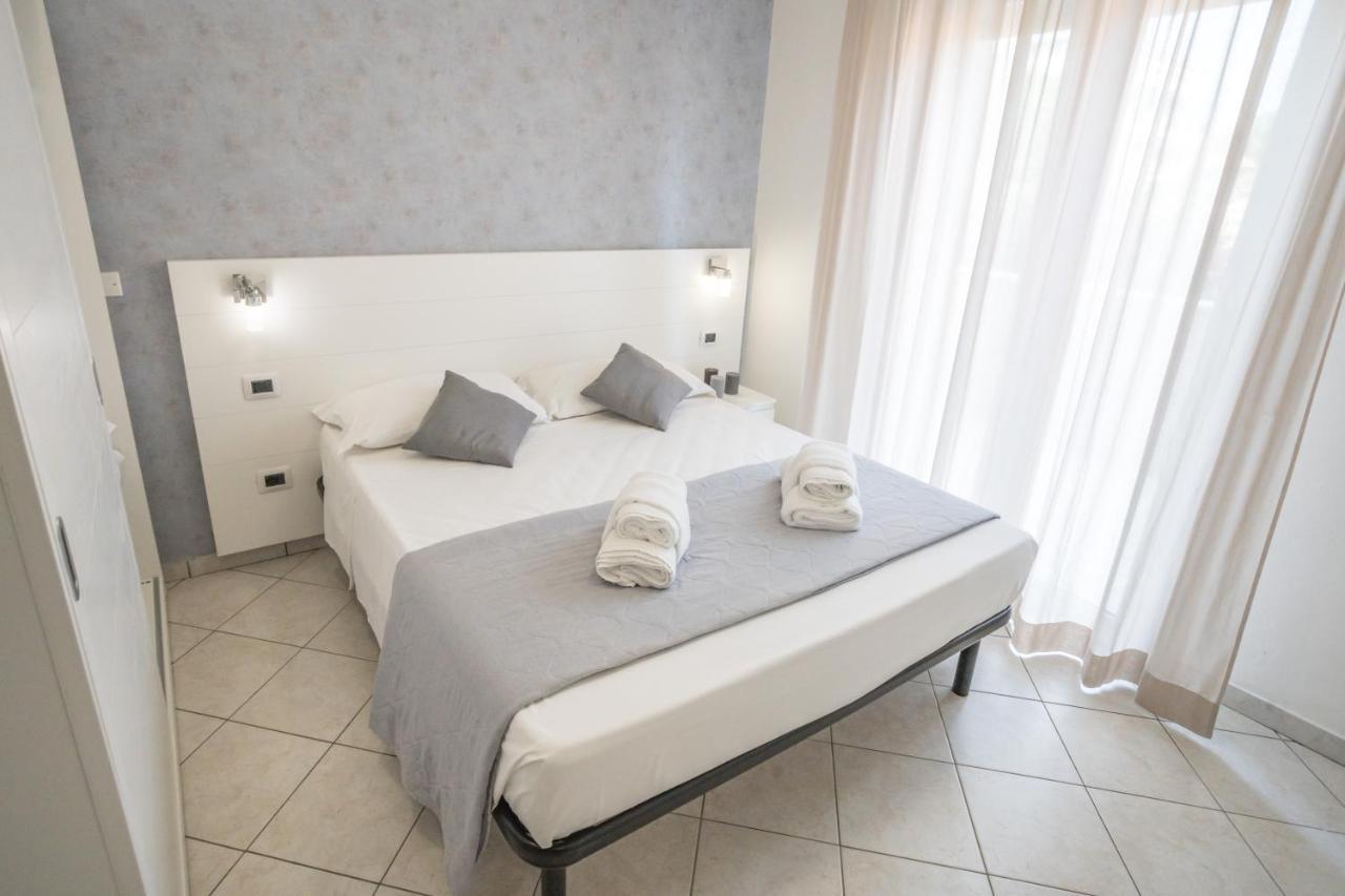 Rimini Bay Suites&Residence Dış mekan fotoğraf